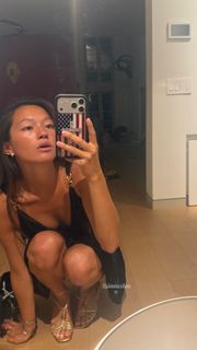 Lily Chee feet photo 2