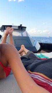 Lily Chee feet photo 11