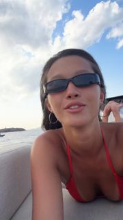 Lily Chee feet photo 10