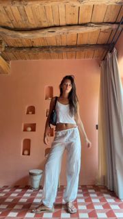 Lily Chee feet photo 9