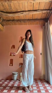 Lily Chee feet photo 8