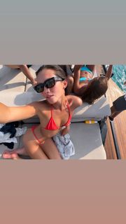 Lily Chee feet photo 6