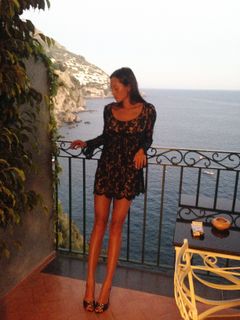 Lily Chee feet photo 1