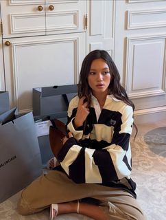 Lily Chee feet photo 3