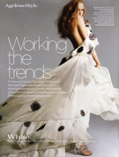 Lily Cole feet photo thumbnail