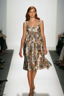 Lily Cole feet photo thumbnail