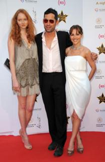 Lily Cole feet photo thumbnail