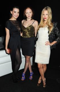 Lily Cole feet photo thumbnail