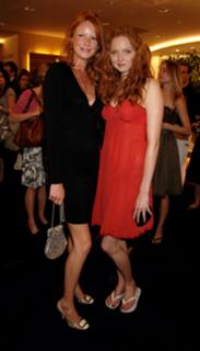 Lily Cole feet photo thumbnail