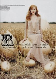 Lily Cole feet photo thumbnail