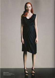 Lily Cole feet photo thumbnail