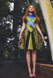 Lily Cole feet photo thumbnail