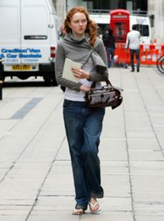 Lily Cole feet photo thumbnail