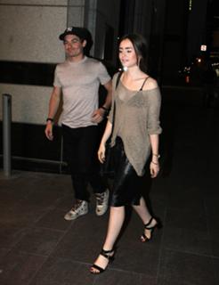 Lily Collins feet photo thumbnail