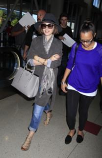 Lily Collins feet photo thumbnail
