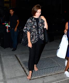 Lily Collins feet photo thumbnail