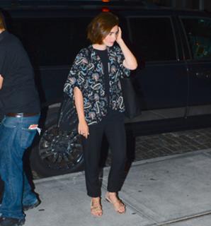 Lily Collins feet photo thumbnail