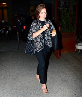 Lily Collins feet photo thumbnail