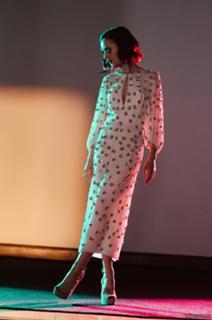 Lily Collins feet photo thumbnail