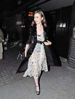 Lily Collins feet photo thumbnail
