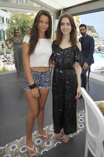 Lily Collins feet photo thumbnail