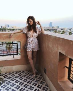 Lily Collins feet photo thumbnail