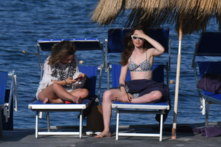 Lily Collins feet photo thumbnail