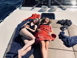 Lily Collins feet photo thumbnail
