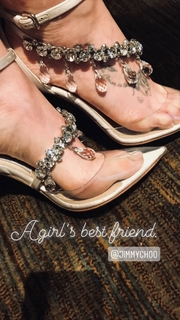 Lily Collins feet photo thumbnail