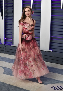 Lily Collins feet photo thumbnail