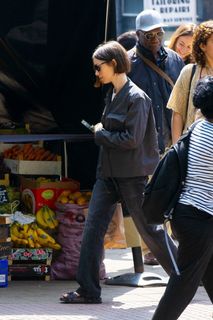 Lily Collins feet photo thumbnail