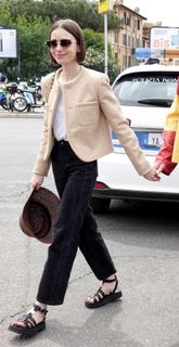 Lily Collins feet photo thumbnail