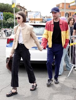 Lily Collins feet photo thumbnail