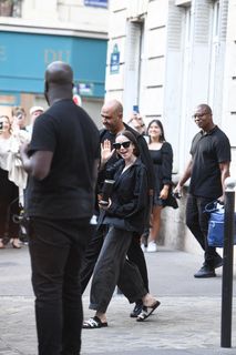 Lily Collins feet photo thumbnail