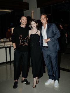 Lily Collins feet photo 14
