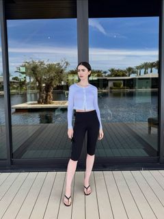 Lily Collins feet photo 11