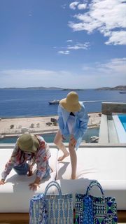 Lily Collins feet photo 13