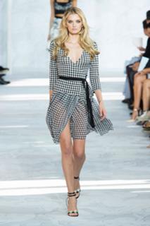 Lily Donaldson feet photo 3
