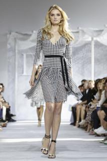 Lily Donaldson feet photo 2