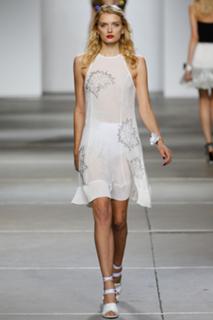 Lily Donaldson feet photo 20