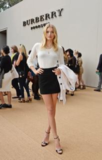 Lily Donaldson feet photo 16
