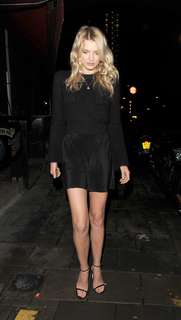Lily Donaldson feet photo 12