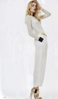 Lily Donaldson feet photo 2