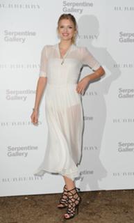 Lily Donaldson feet photo 16