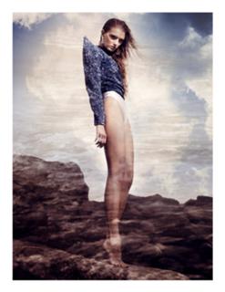 Lily Donaldson feet photo 6