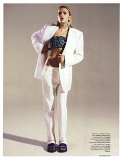 Lily Donaldson feet photo 5