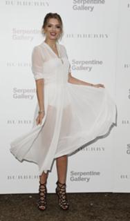 Lily Donaldson feet photo 15