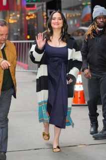 Lily Gladstone feet photo 3
