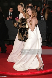 Lily James feet photo thumbnail