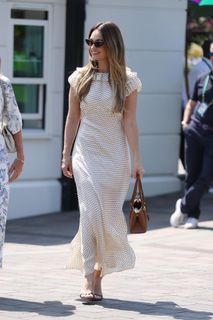 Lily James feet photo 9